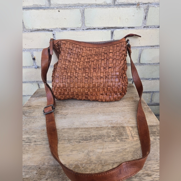 Vintage Handbags - Vintage Leather Bag